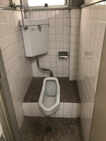 叶ビルのトイレ