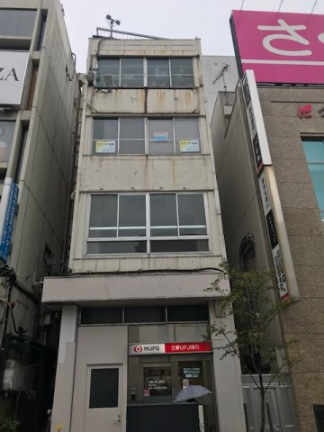 叶ビルの外観