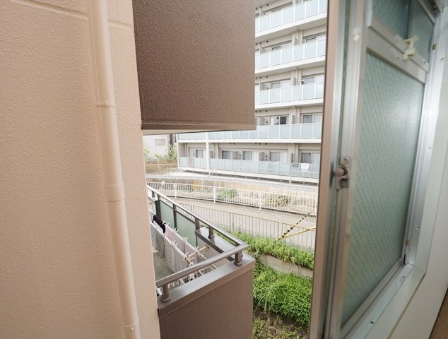 【バルコニー】