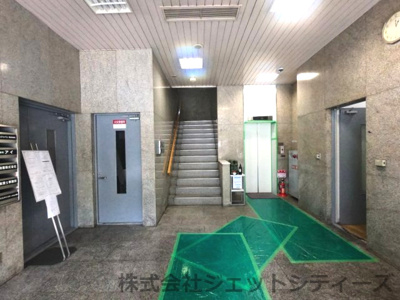 【エントランス】 | 若杉ビル