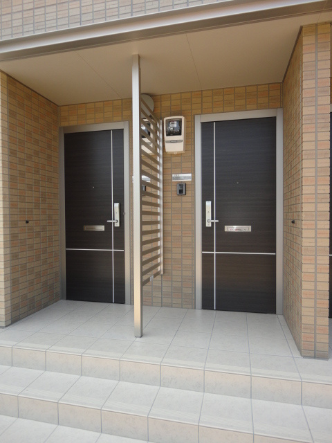 メビウスレーベン【キャッシュバック対象物件】のエントランス|エントランスです