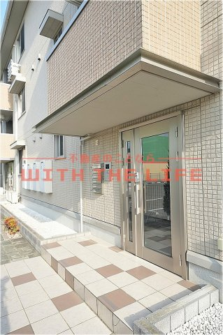 ファシリオン【キャッシュバック対象】のエントランス|毎日通るエントランスはこのようになっています
