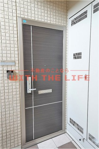 ファシリオン【キャッシュバック対象】の玄関|収納もある玄関です