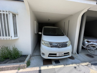 【駐車場】 | 稲田上町1丁目戸建 | 車庫