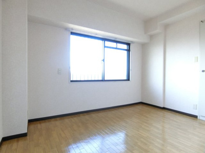 【寝室】 | サウスファーム