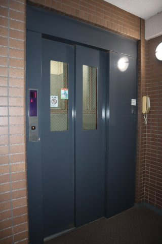 ペルル谷津駅前のその他共用部分|エレベーター停止階