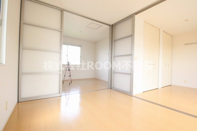 セジュール楽楽　C棟の内装|明るい室内です