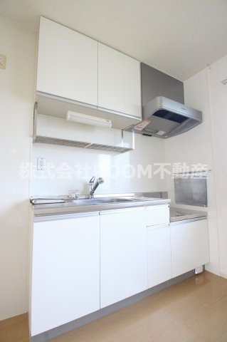 セジュール楽楽　C棟のキッチン|コンパクトなキッチンで掃除もラクラク