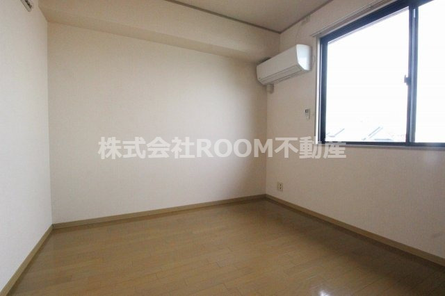 ヴィラコンフォートの洋室|個人の部屋や寝室として使える洋室です