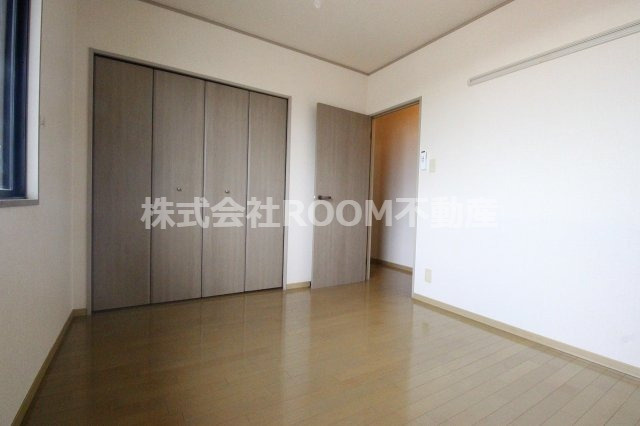 ヴィラコンフォートの洋室|きれいな洋室です