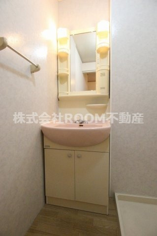 ヴィラコンフォートの独立洗面台|使いやすい独立洗面台です