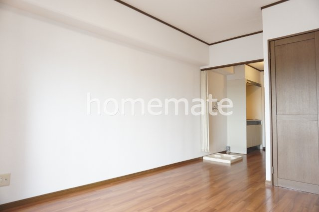 熊本市東区健軍４丁目の賃貸マンションの居間・リビング