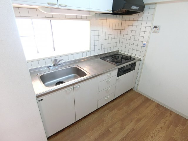 ブエナビスタ和泉中央のキッチン|同物件別部屋イメージ写真