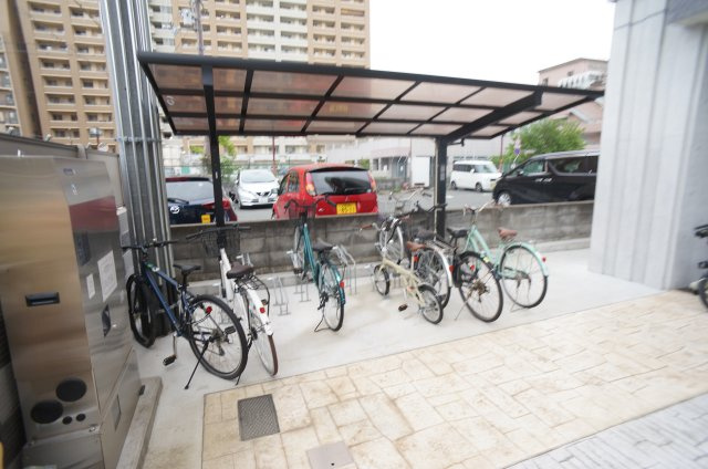 ONLYONE川西中央Ⅰのその他共用部分|参考、同建物・同間取りの号室（壁紙や床の色味は異なります）