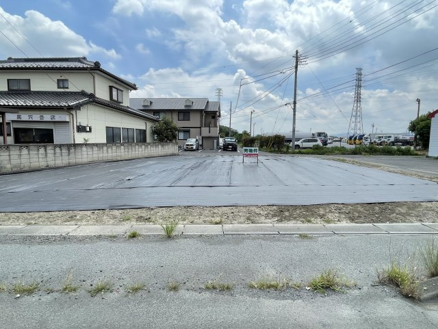 藤岡市岡之郷　土地の前面道路含む現地写真|2022.8撮影