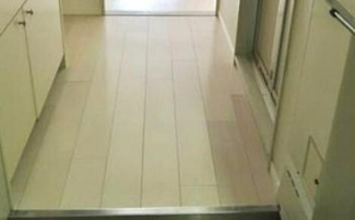 【玄関】