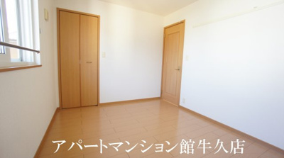 【寝室】 | フラワーB