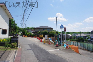 【前面道路含む現地写真】