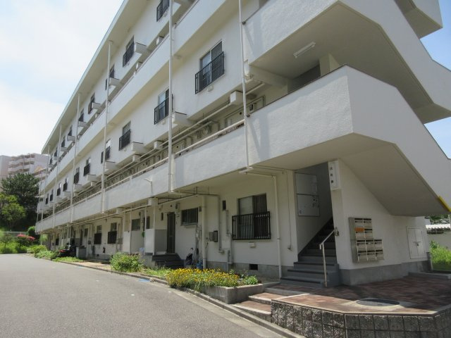 松が丘住宅14号棟