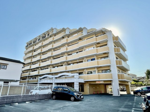 シティマンション春日の外観