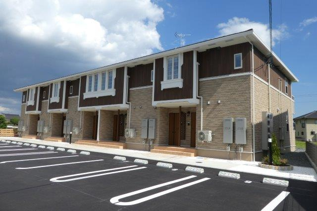 総社市真壁のアパートの外観