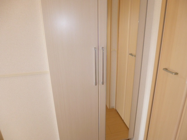 アルモニー倉敷Ⅱの玄関|シューズボックス