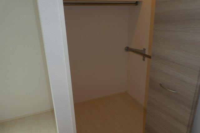 倉敷市真備町箭田のアパートの収納|ウォークインクローゼット