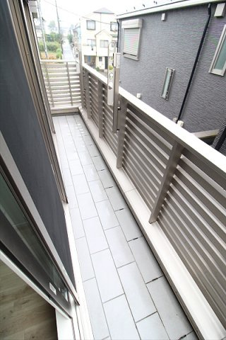 【バルコニー】