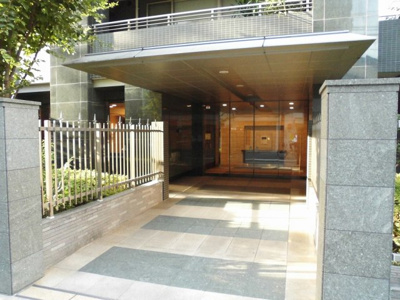 【エントランス】 | ジオ・シティハウス同心 | 安心のオートロック、エントランスはキーレスエントリー採用