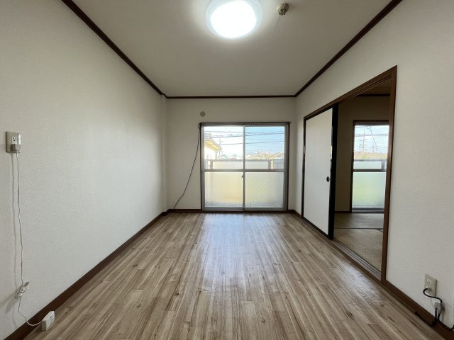 富谷マンションの居間・リビング