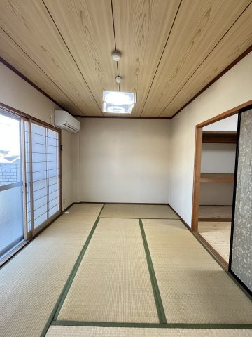 富谷マンションの和室