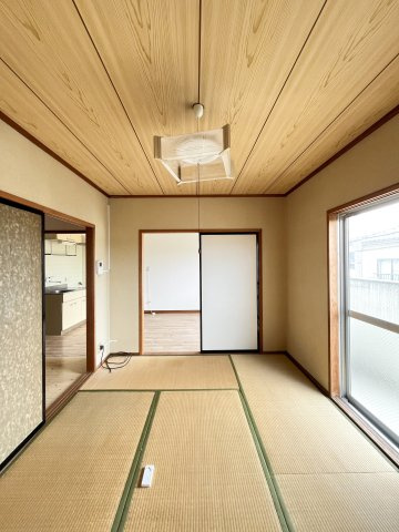 富谷マンションの和室