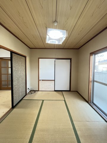 富谷マンションの和室