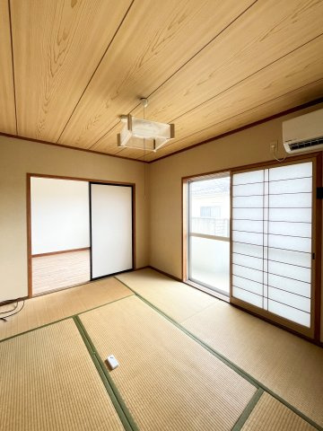 富谷マンションの和室