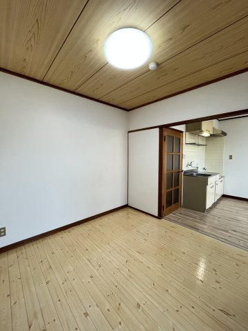 富谷マンションの洋室