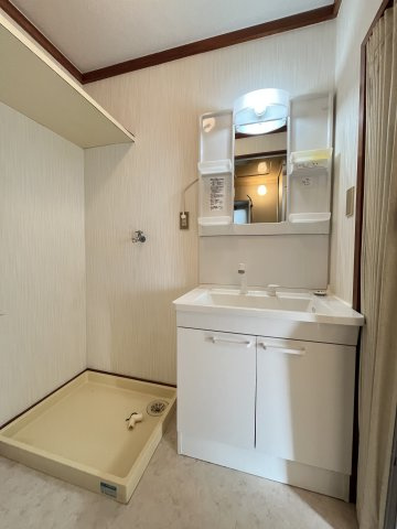 富谷マンションの洗面所