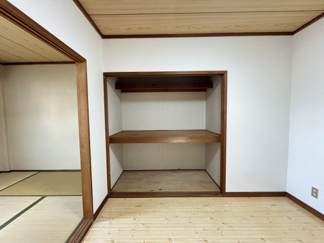 富谷マンションの収納
