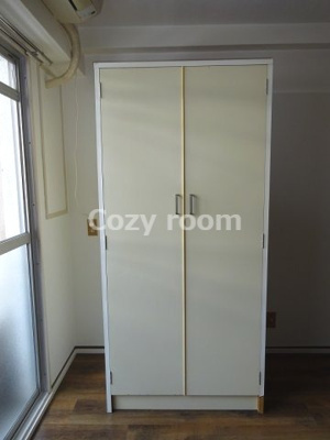 【収納】 | リアライズ江坂 | 収納付きです。