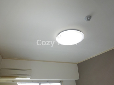 【設備】 | リアライズ江坂 | 照明器具付き