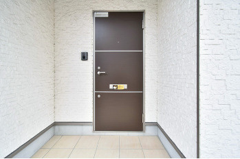 【玄関】 | キャッスル(東合川)