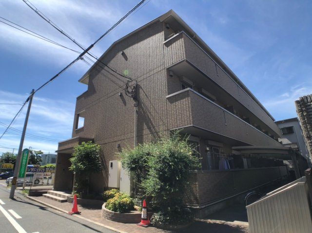 セジュールオッツ八戸ノ里の外観