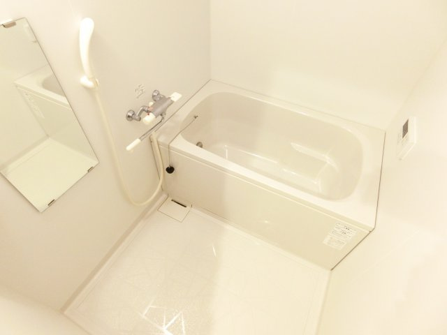 アルミック山荘の浴室|別部屋内装写真