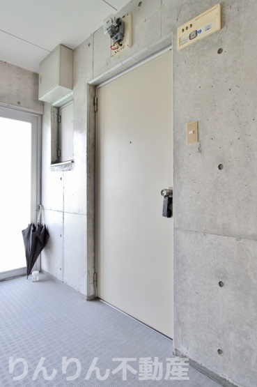 【玄関】 | つぼみマンション | シンプルで使いやすい玄関です