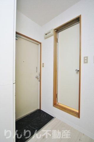 【玄関】 | つぼみマンション | きれいな玄関です