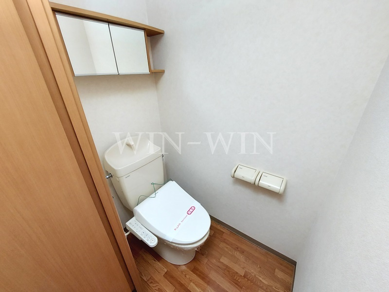 エトワール内張のトイレ