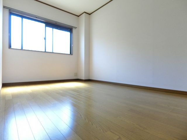 リバーサイド小車5号の居間・リビング