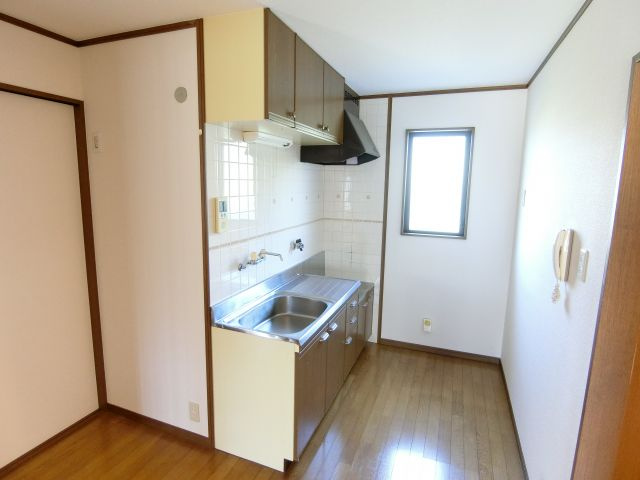 リバーサイド小車5号のキッチン