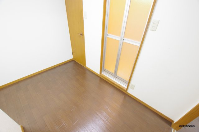 リバティ都島　仲介手数料無料の洋室