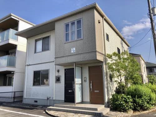 倉敷市西中新田のアパートの外観