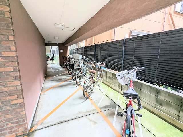 菱和パレス錦糸町の駐車場